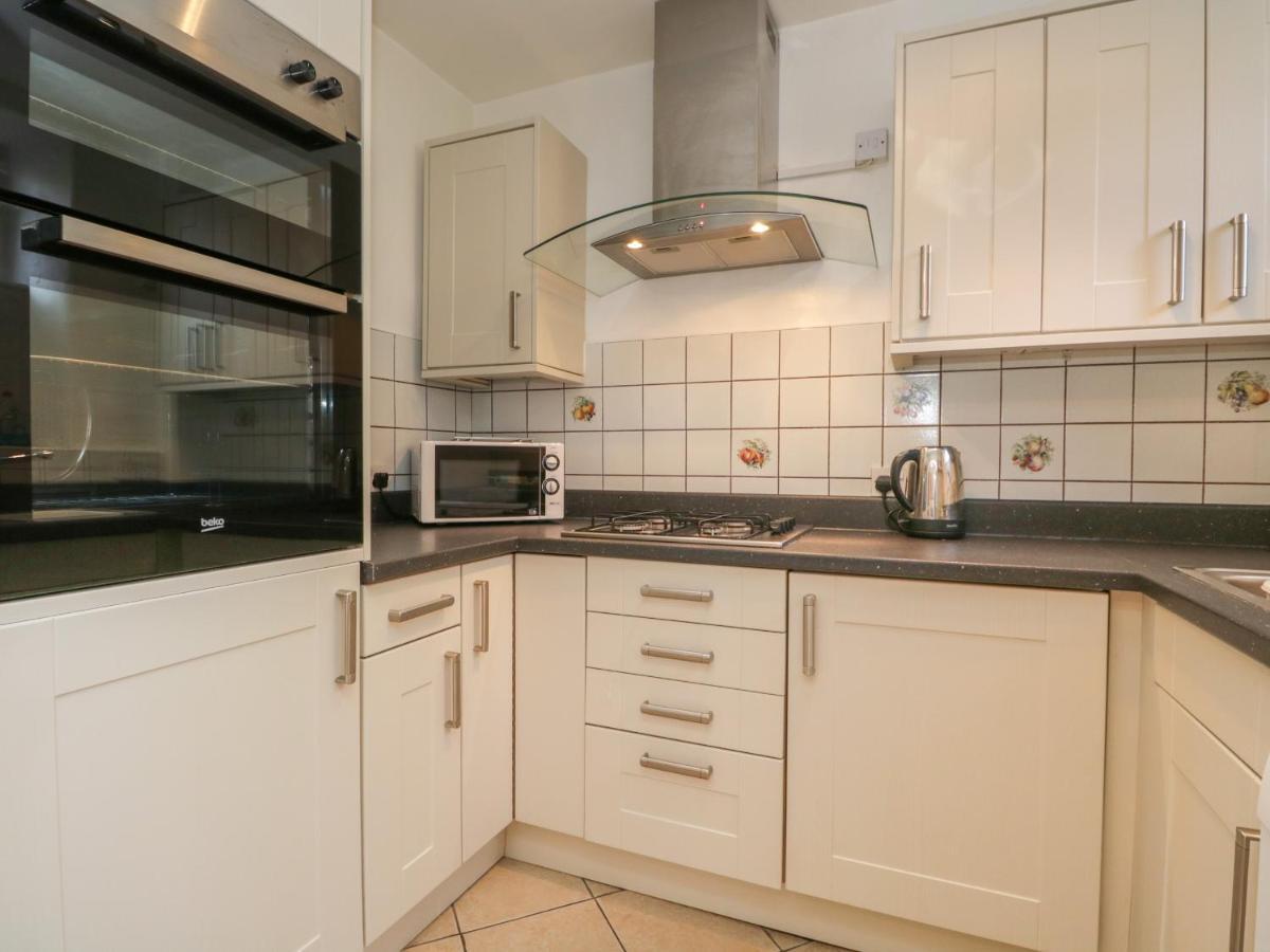 Honeysuckle Cottage, Craig Walk Bowness-on-Windermere Bagian luar foto