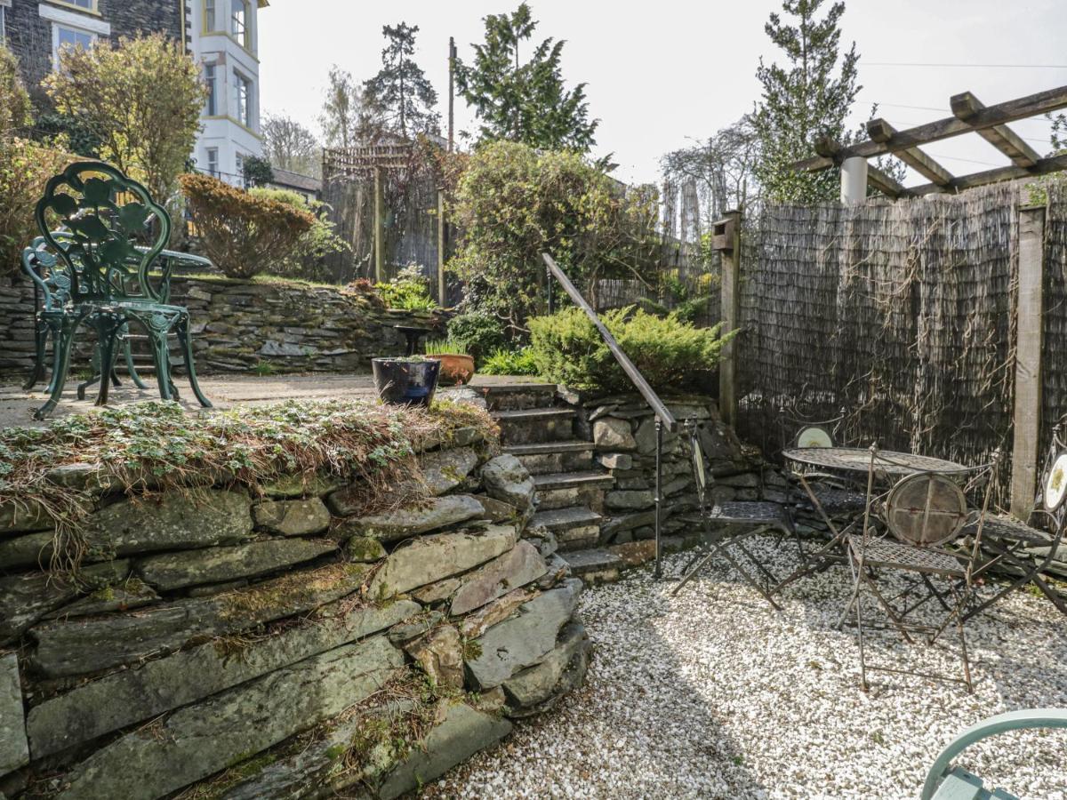 Honeysuckle Cottage, Craig Walk Bowness-on-Windermere Bagian luar foto