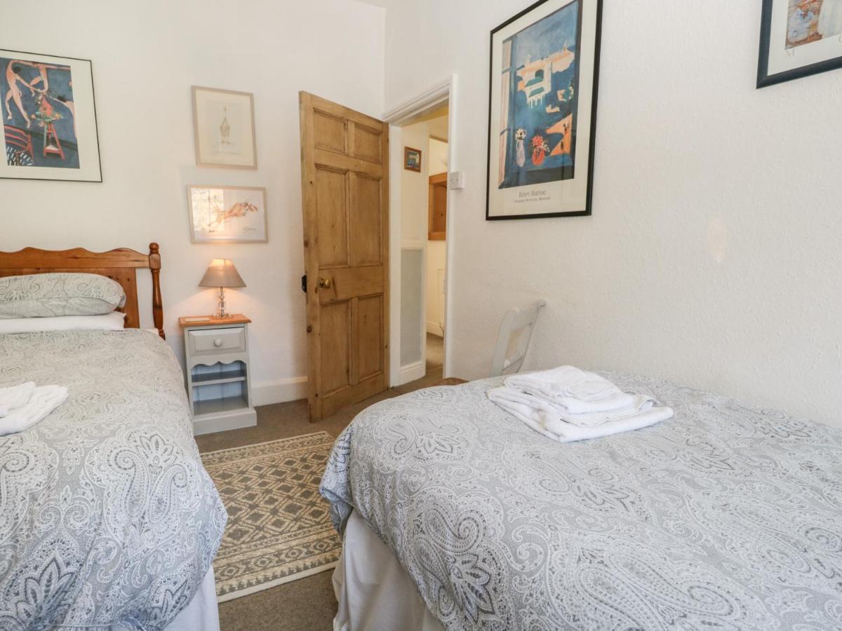 Honeysuckle Cottage, Craig Walk Bowness-on-Windermere Bagian luar foto